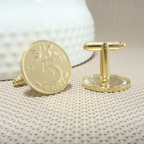 Manchetknopen gemaakt van 5 cent, stuiver 1953