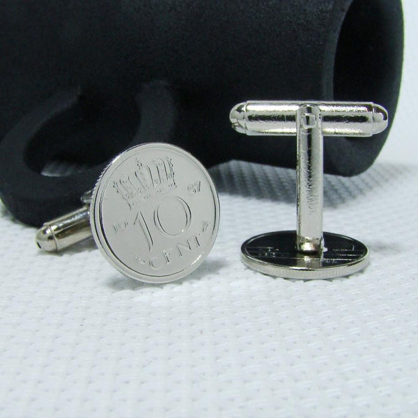 Manchetknopen gemaakt van 10 cent, dubbeltje 1957