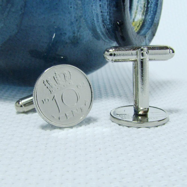 Manchetknopen gemaakt van 10 cent, dubbeltje 1962