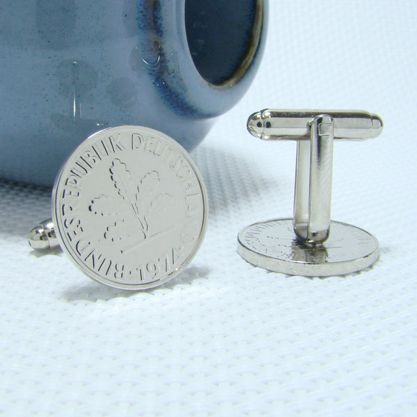 Manchetknopen Duitsland gemaakt van 5 Pfennig 1974