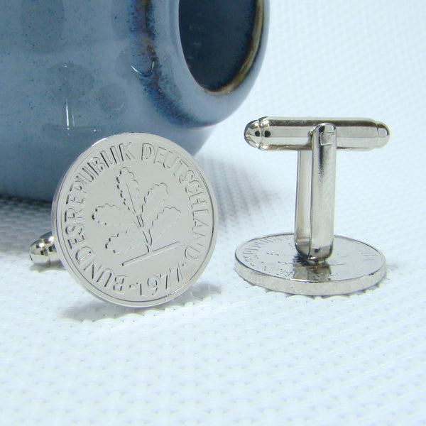 Manchetknopen Duitsland gemaakt van 5 Pfennig 1977