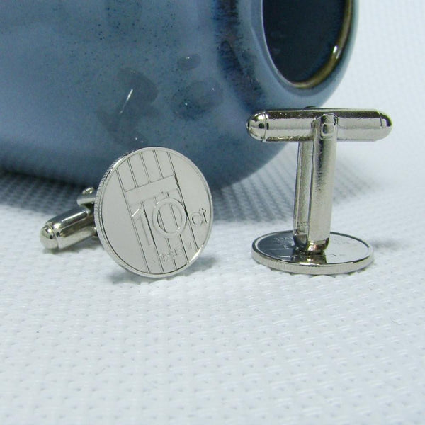 Manchetknopen gemaakt van 10 cent, dubbeltje 1985