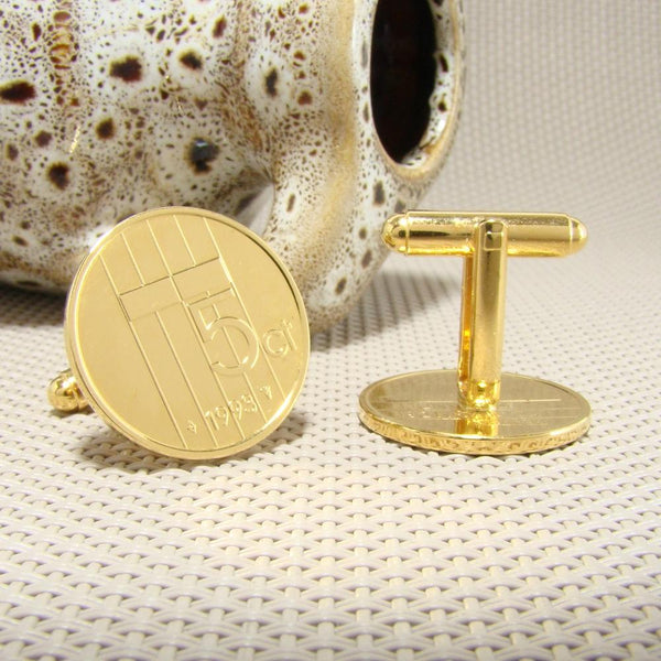 Manchetknopen gemaakt van 5 cent, stuiver 1993