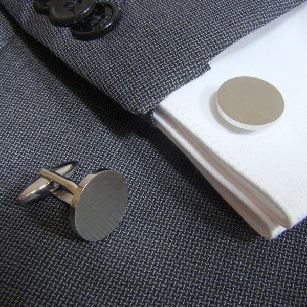 Manchetknopen Rond Mat met Logogravure - Zilverkleurig